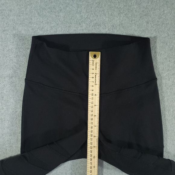 Lululemon High Times Tech Leggings Size 2 ? Black Mesh Panels - Picture 7 of 9